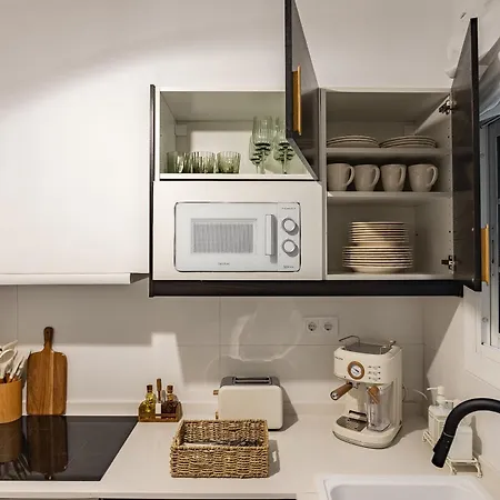 Apartman Charm With Mediterranean Vibes *