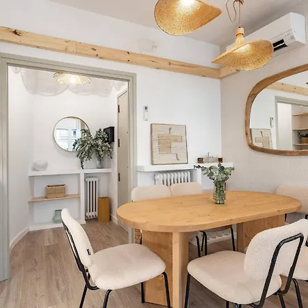 Charm With Mediterranean Vibes Apartman Barcelona