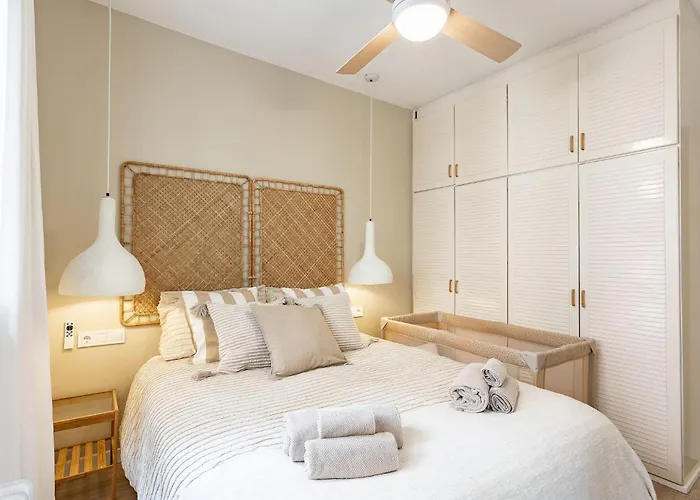Charm With Mediterranean Vibes Апартаменты *